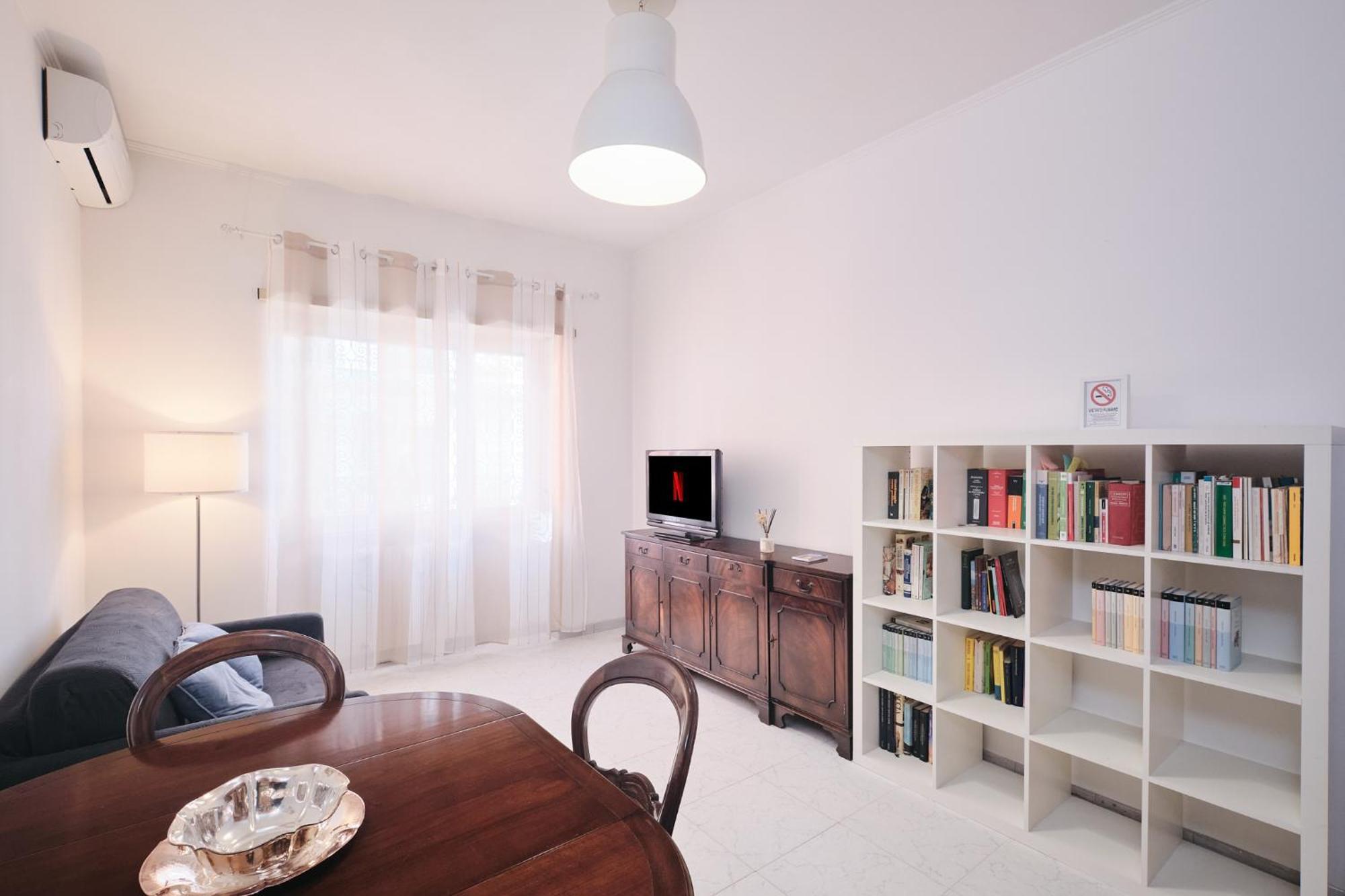 Parcheggio Gratuito, Wi-Fi -Netflix & Ac Apartment Rome Luaran gambar