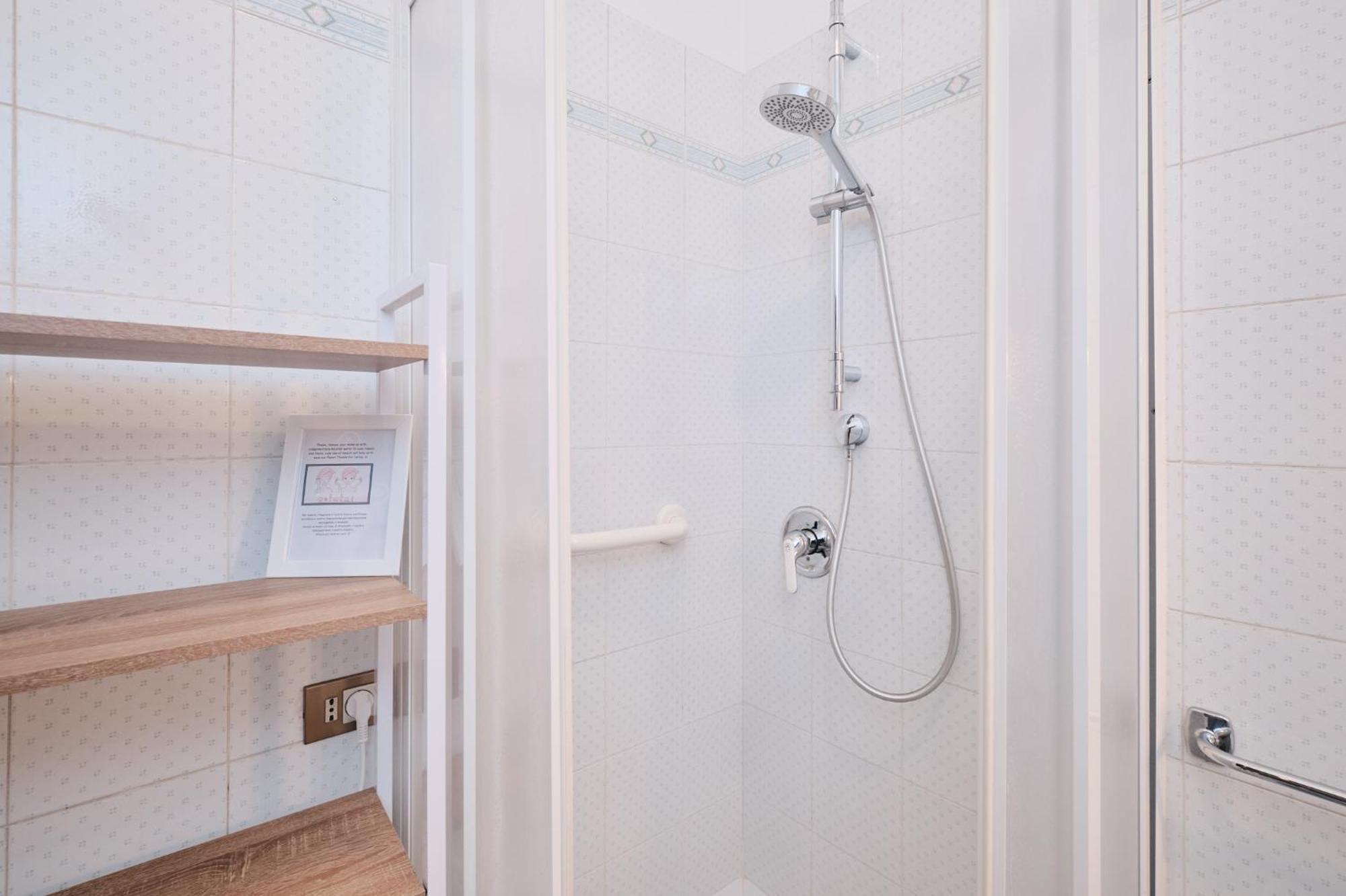 Parcheggio Gratuito, Wi-Fi -Netflix & Ac Apartment Rome Luaran gambar