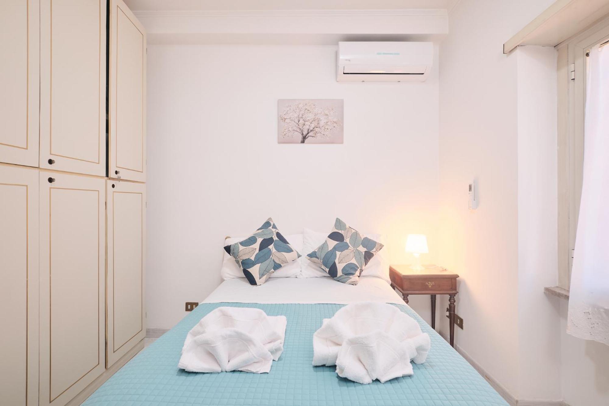 Parcheggio Gratuito, Wi-Fi -Netflix & Ac Apartment Rome Luaran gambar
