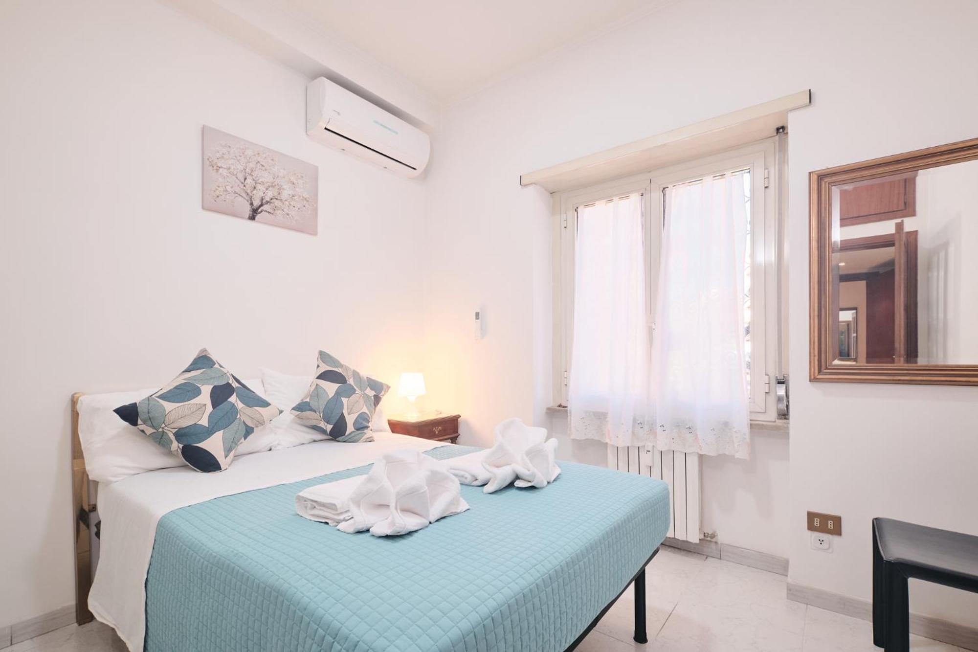 Parcheggio Gratuito, Wi-Fi -Netflix & Ac Apartment Rome Luaran gambar